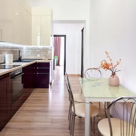 Avangard Liberty Avenue * Leopoli